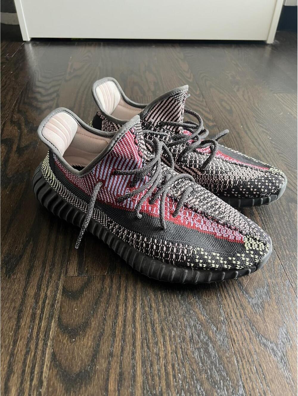 adidas Yeezy Boost 350 V2 Yecheil Non-Reflective Knit Sneakers Mens US 11 - Picture 2 of 8